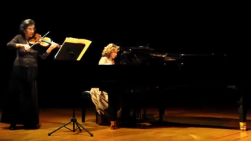 Suna Kan-  Mozart Violin Concerto No. 5 In A Maj-