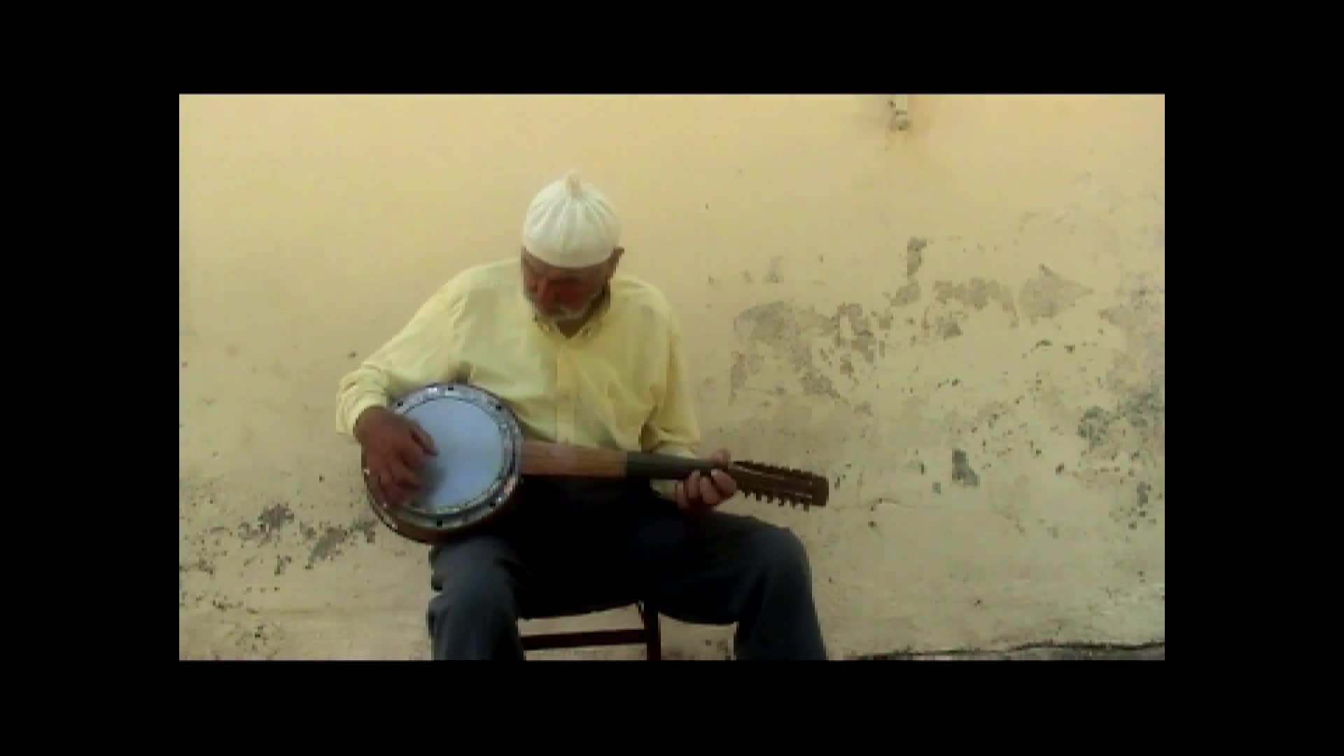 Antalya Yöresi Halk Çalgıları, Cümbüş