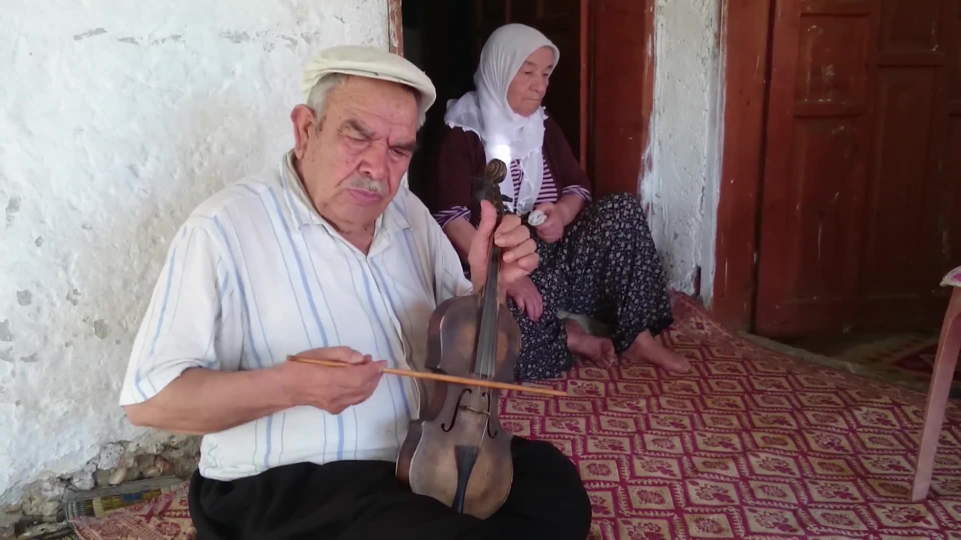 Antalya Yöresi Halk Çalgıları, Keman