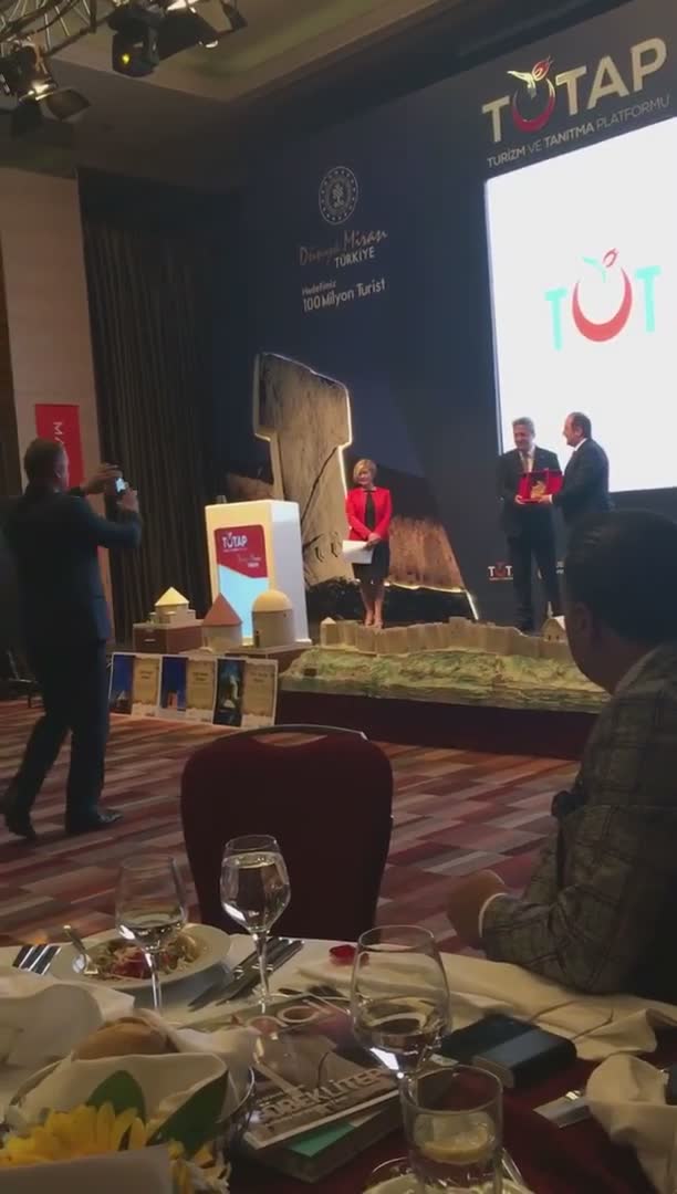 Bayburt Valisi Pehlivan’a TUTAP’tan “Yılın Valisi” Ödülü Verildi